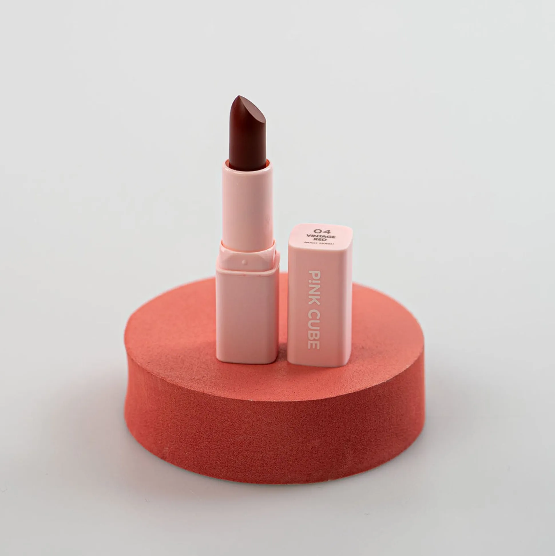 Matte Lipstick - Pink Cube (04 Vintage Red)